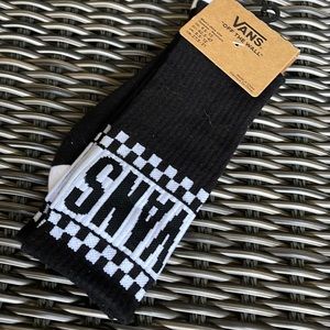 • VANS “Off The Wall” Men’s socks